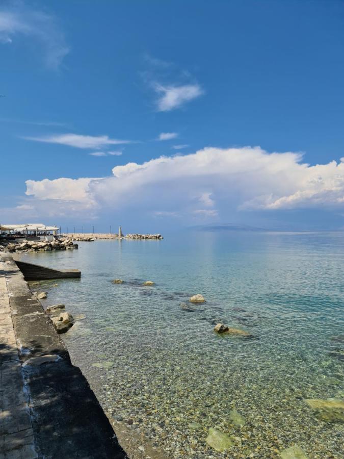 Seaside Apartment In Xilokastro - Selene By Booking Kottas Ксилокастрон Екстер'єр фото